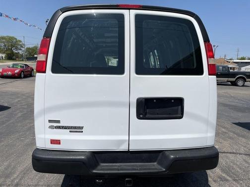 2011 Chevrolet Express 2500 Work Van