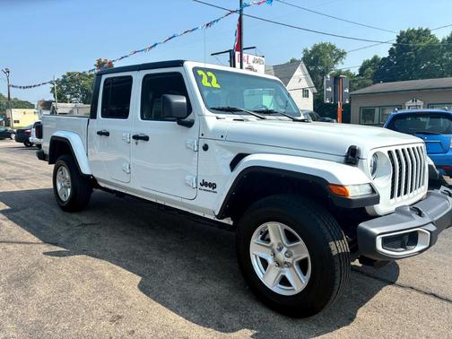 2022 Jeep Gladiator Sport
