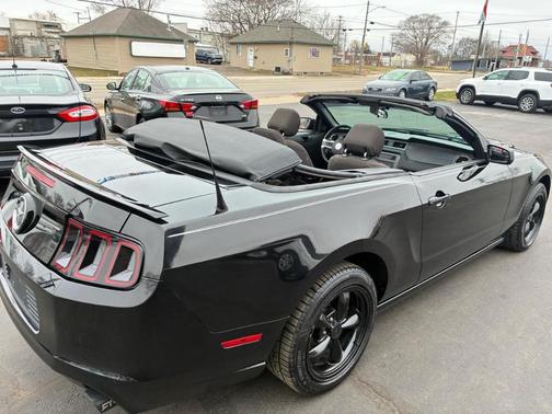 2013 Ford Mustang V6