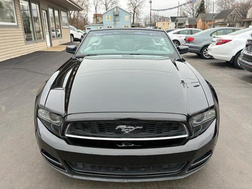 2013 Ford Mustang V6