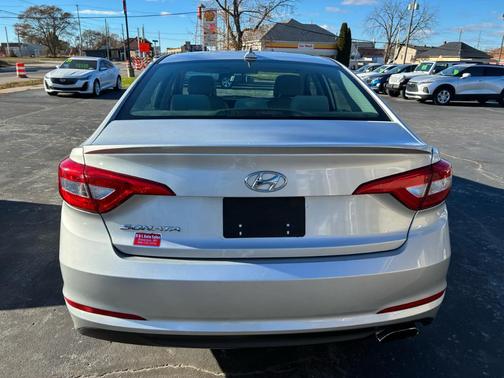 2017 Hyundai SONATA Base