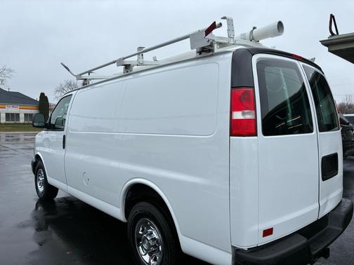 2016 Chevrolet Express 2500 Work Van