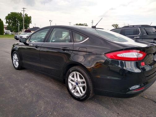 2014 Ford Fusion SE