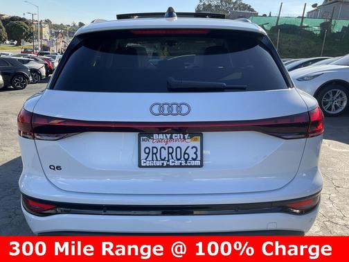 2025 Audi Q6 e-tron Premium Plus quattro
