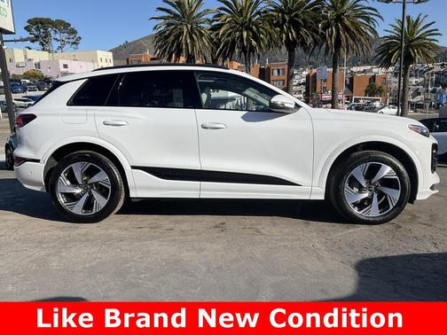 2025 Audi Q6 e-tron Premium Plus quattro