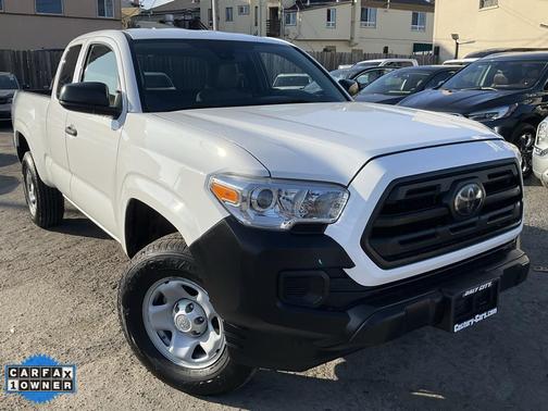 2019 Toyota Tacoma SR