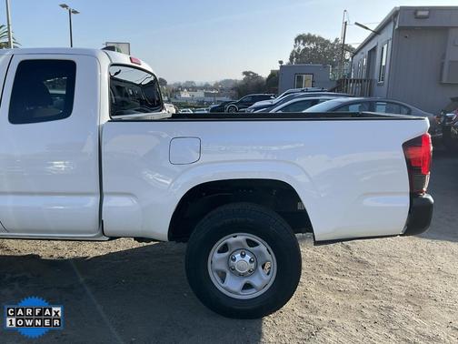 2019 Toyota Tacoma SR