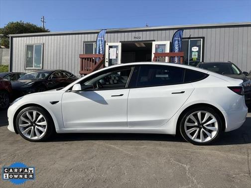 2018 Tesla Model 3 Long Range