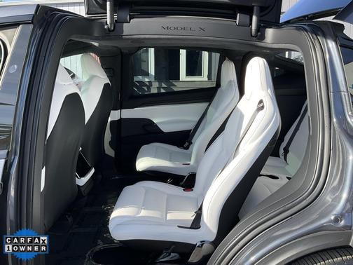 2023 Tesla Model X Plaid Tri Motor All-Wheel Drive