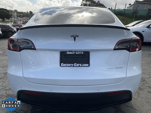 2021 Tesla Model Y Long Range Dual Motor All-Wheel Drive