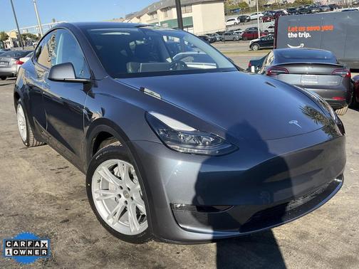 2023 Tesla Model Y Long Range Dual Motor All-Wheel Drive