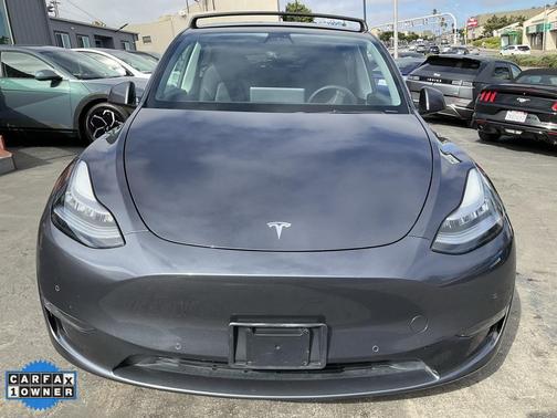 2021 Tesla Model Y Long Range Dual Motor All-Wheel Drive
