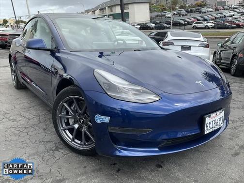 2021 Tesla Model 3 Standard Range Plus