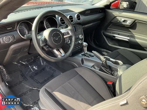 2020 Ford Mustang EcoBoost