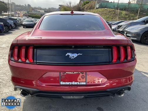 2020 Ford Mustang EcoBoost
