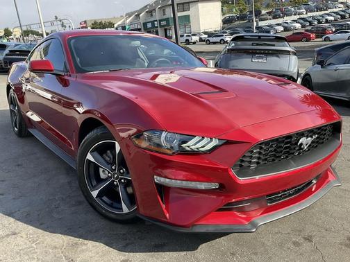 2020 Ford Mustang EcoBoost