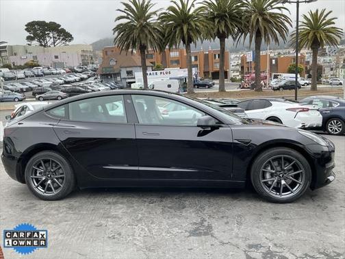 2022 Tesla Model 3 Standard Range
