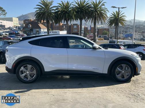 2022 Ford Mustang Mach-E Select