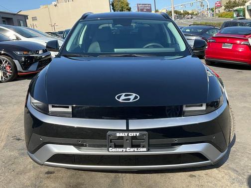 2025 Hyundai IONIQ 5 SEL