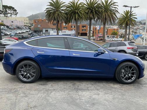 Deep Blue Metallic 2020 Tesla Model 3 Standard Range Plus