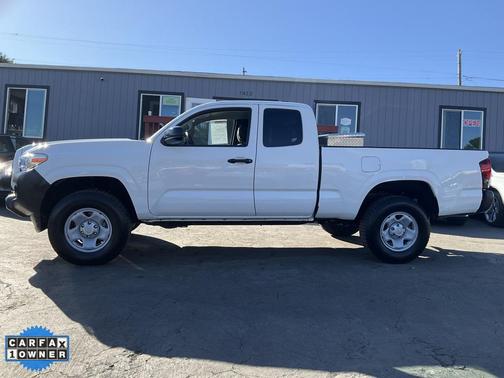 2020 Toyota Tacoma SR