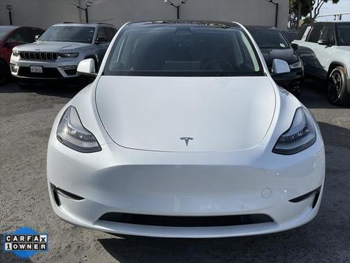 2022 Tesla Model Y Long Range Dual Motor All-Wheel Drive