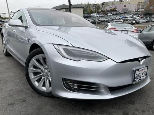 2017 Tesla Model S 90D
