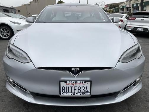 2017 Tesla Model S 90D
