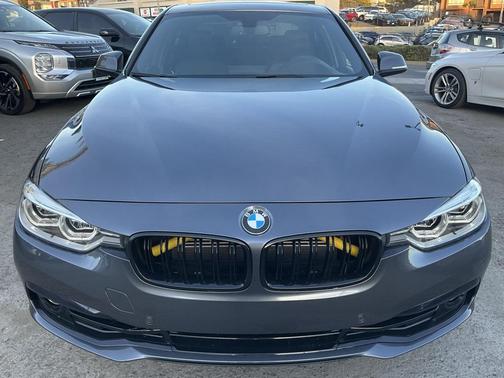 2018 BMW 330e iPerformance
