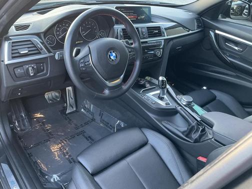 2018 BMW 330e iPerformance