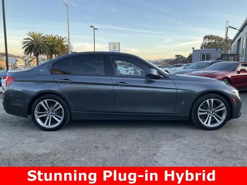 2018 BMW 330e iPerformance