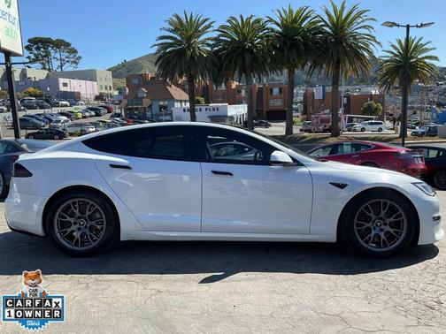 Pearl White Multi-Coat 2023 Tesla Model S Standard Range