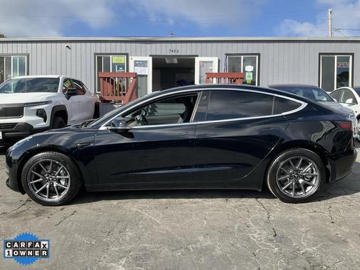 2018 Tesla Model 3 Mid Range