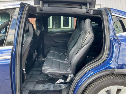 2016 Tesla Model X 75D