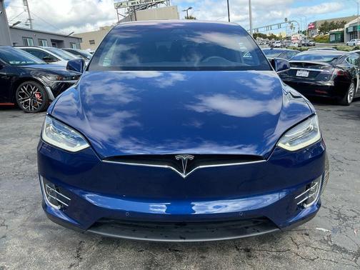 2016 Tesla Model X 75D