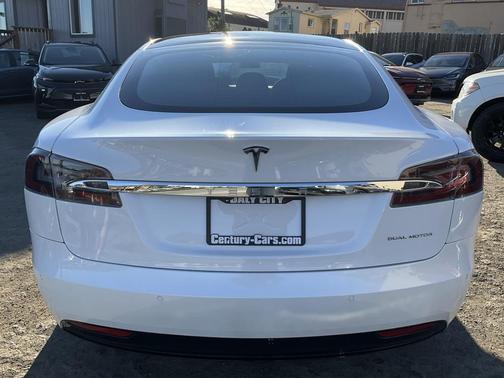 2021 Tesla Model S Long Range