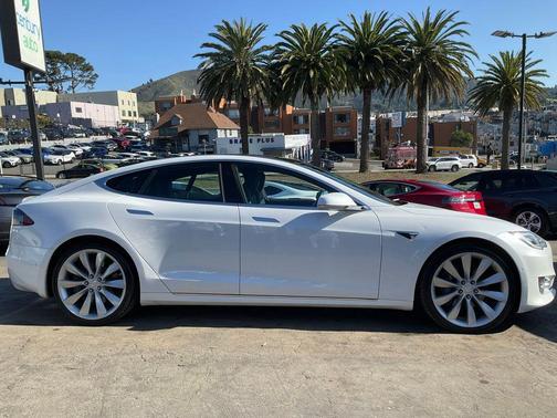 2021 Tesla Model S Long Range Plus