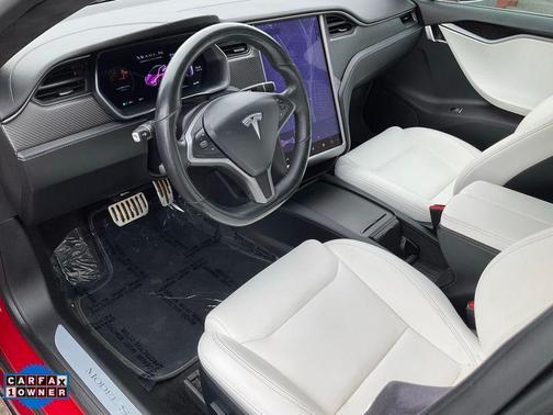 2020 Tesla Model S Performance