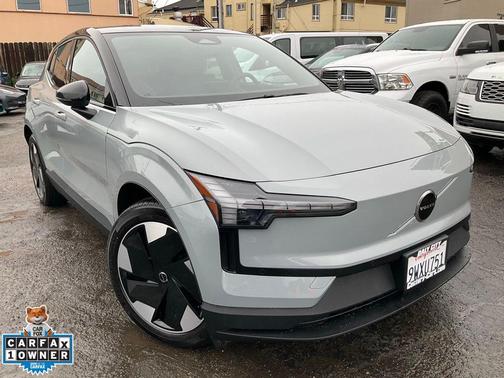 2025 Volvo EX30 Plus Twin Motor Performance, Fully electric