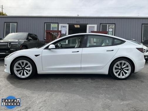 2021 Tesla Model 3 Standard Range Plus