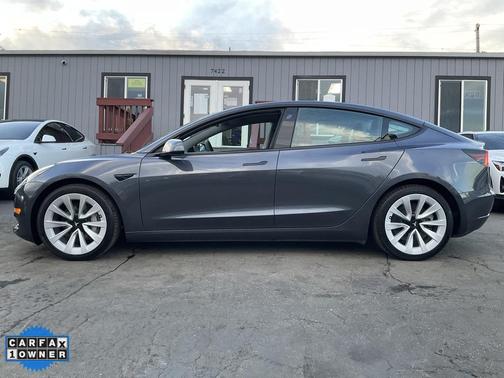 2023 Tesla Model 3 Standard Range