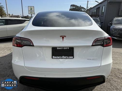 2021 Tesla Model Y Long Range Dual Motor All-Wheel Drive