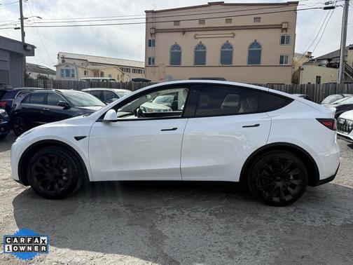 2021 Tesla Model Y Long Range Dual Motor All-Wheel Drive