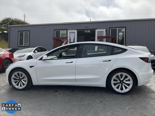 2022 Tesla Model 3 Standard Range