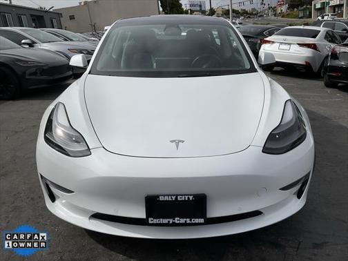 2022 Tesla Model 3 Standard Range