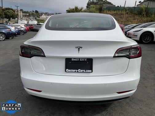 2022 Tesla Model 3 Standard Range