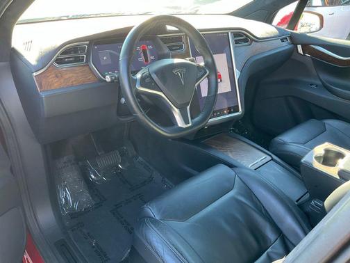 2017 Tesla Model X 75D