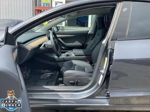 Midnight Silver Metallic 2023 Tesla Model 3 Long Range