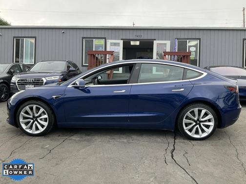 2019 Tesla Model 3 Standard Range Plus