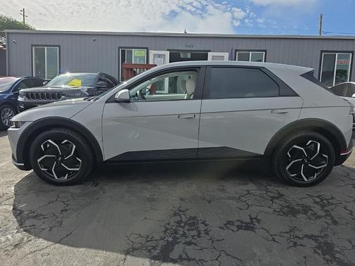 2023 Hyundai IONIQ 5 SEL
